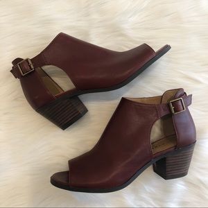 LUCKY BRAND Barimo Open Toe Bootie Size 8 Raisin